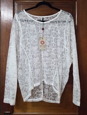 NWT XCVI Women’s White/Ivory Long-Sleeve Floral Lace Top Sz M